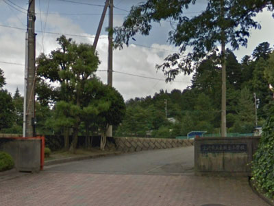 長坂台小学校まで約1080m