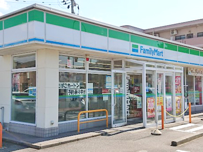 ファミリーマート野々市新庄四丁目店まで約640m