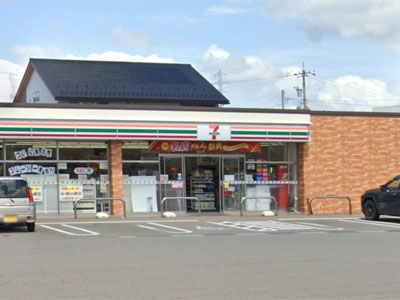 セブンイレブン金沢小坂町西店まで約410m