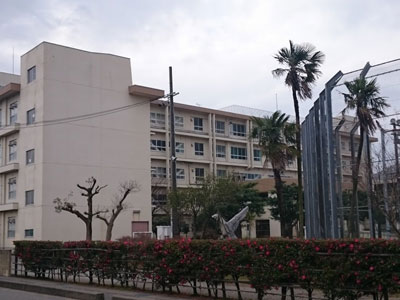 金沢市立野田中学校まで約830m