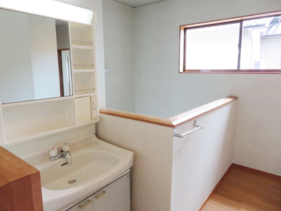 6SLDK 2階にも洗面あり便利です