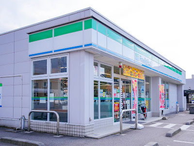 ファミリーマート金沢泉野店まで約540m