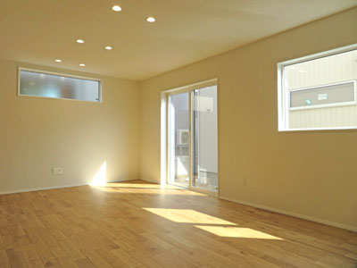 ファミリーマート金沢利屋町店まで約1060m