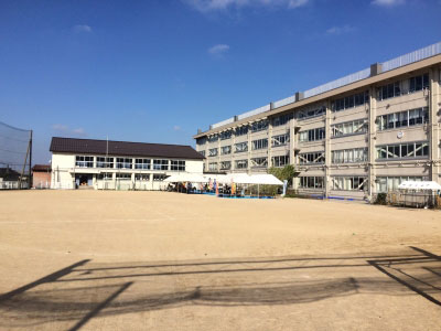 金沢市立富樫小学校まで約610m