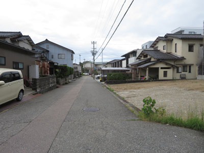 前面道路を含む現地写真