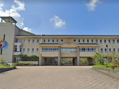 津幡町立津幡南中学校まで約1830m